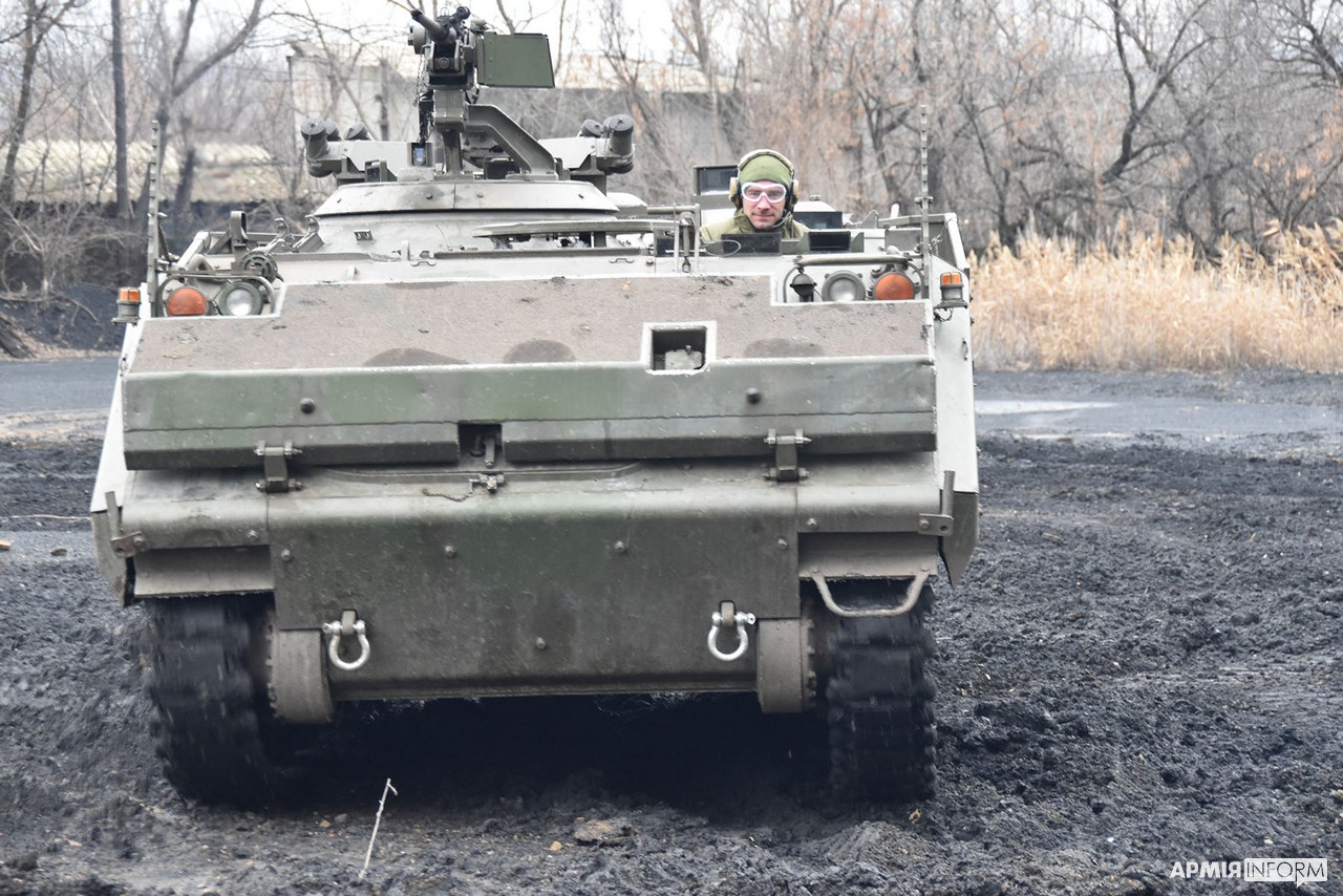 Ukraine’s Military Told How the M113 Armored Personnel Carrier Is Better In Combat Than the Soviet BMP, Defense Express, war in Ukraine, Russian-Ukrainian war