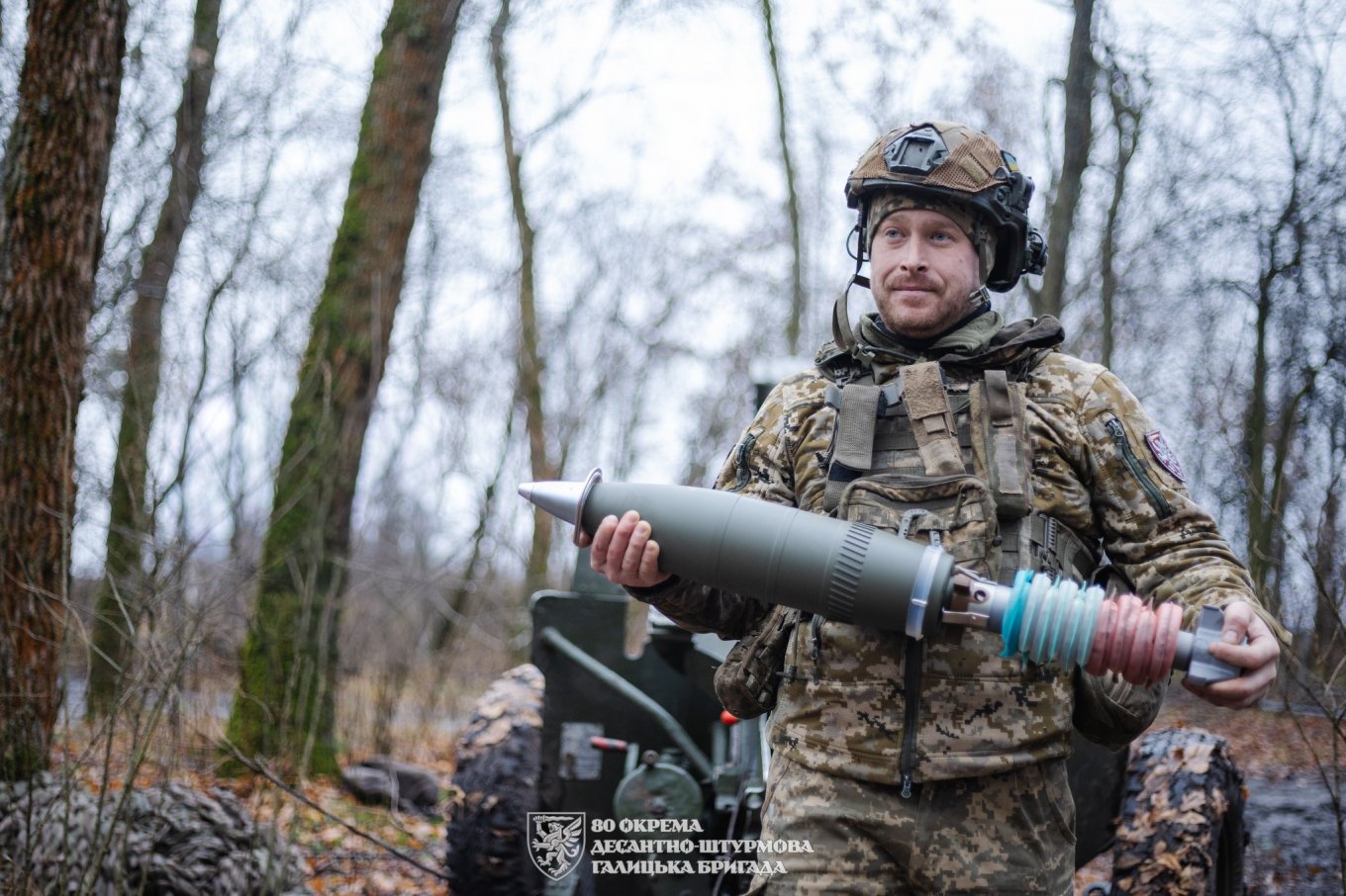 Soviet-made Nona-K Gun-Mortar Used by Ukrainian Artillerymen Demonstrates Phenomenal Accuracy, The 120 mm 2B16 NONA-K gun-howitzer-mortar towed system