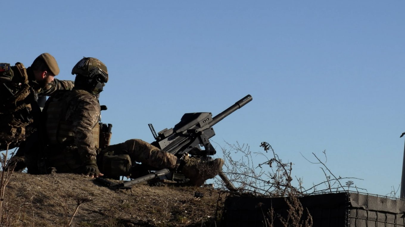 French Cook Fries russian Invaders with an American Grenade Launcher