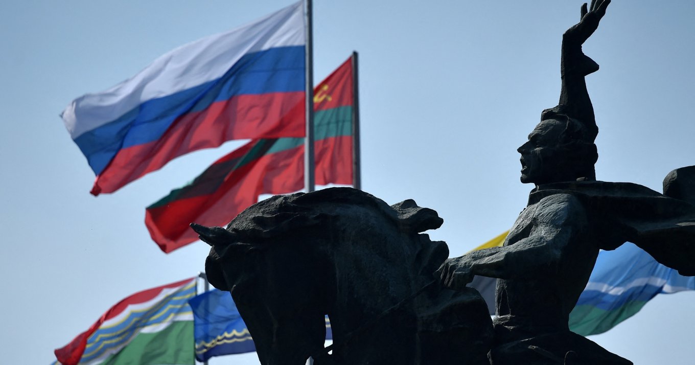 Defense Intelligence of Ukraine, russians Artificially Inflating Situation in Transnistria, Defense Express