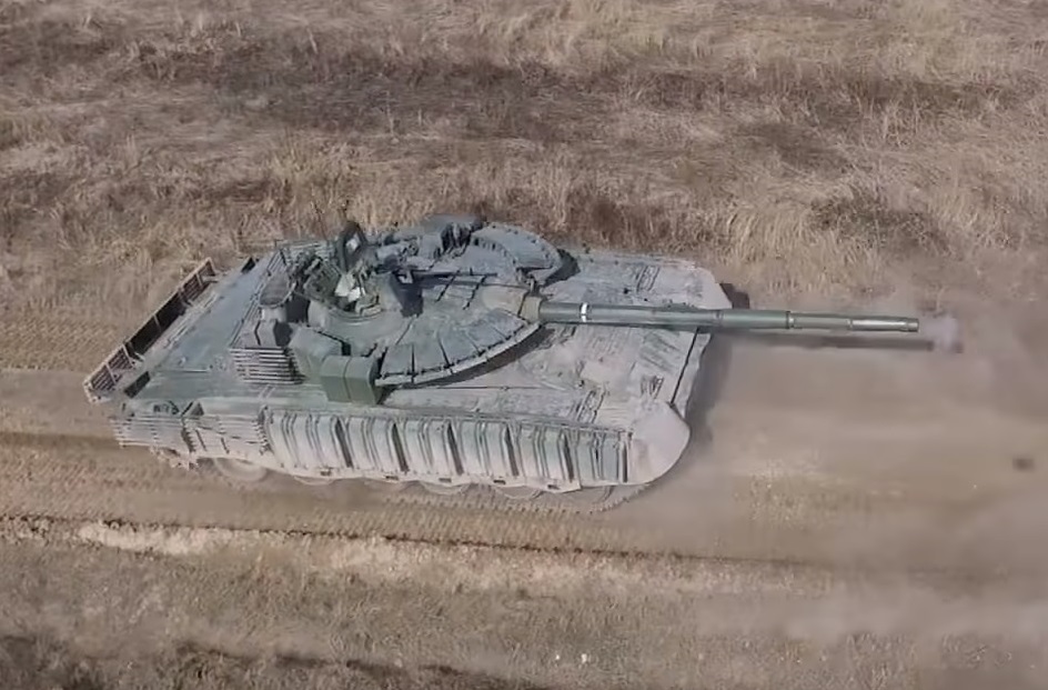 A russian T-80BVM with Relikt reactive armor