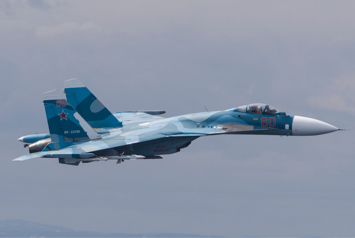 A russian Su-33K carrier-based fighter jet flies near Norway, July 15, 2022, Will the russians Use Their Carrier-Based MiG-29K and Su-33 Aircraft in the War Against Ukraine, Defense Express