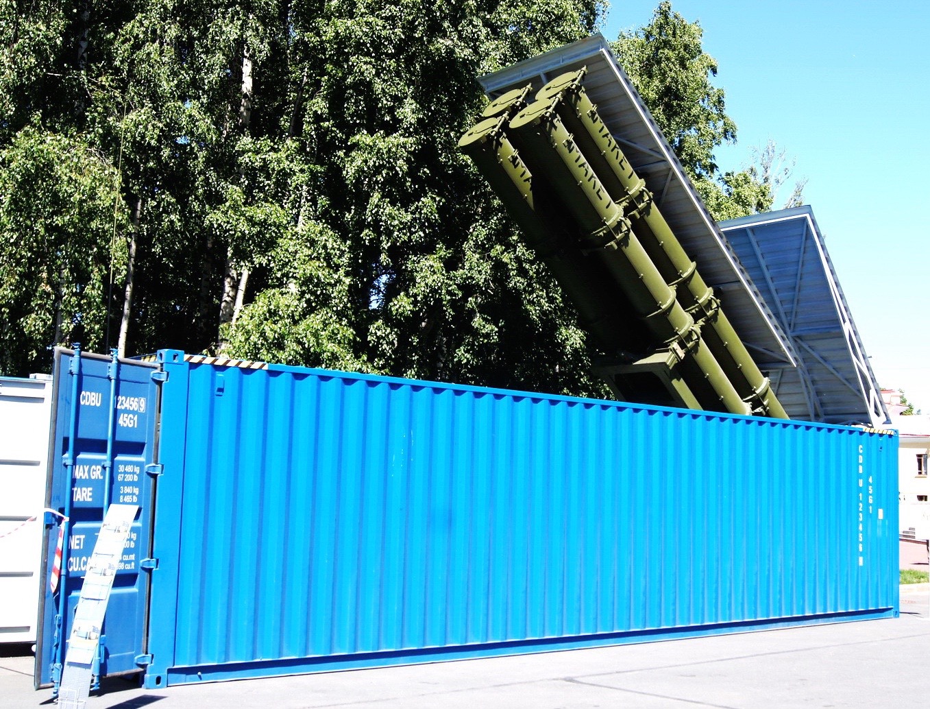 In 2022, China Unveiled Its Copy of russia's Club-K Missile System, Now It Threatens US Navy, Defense Express