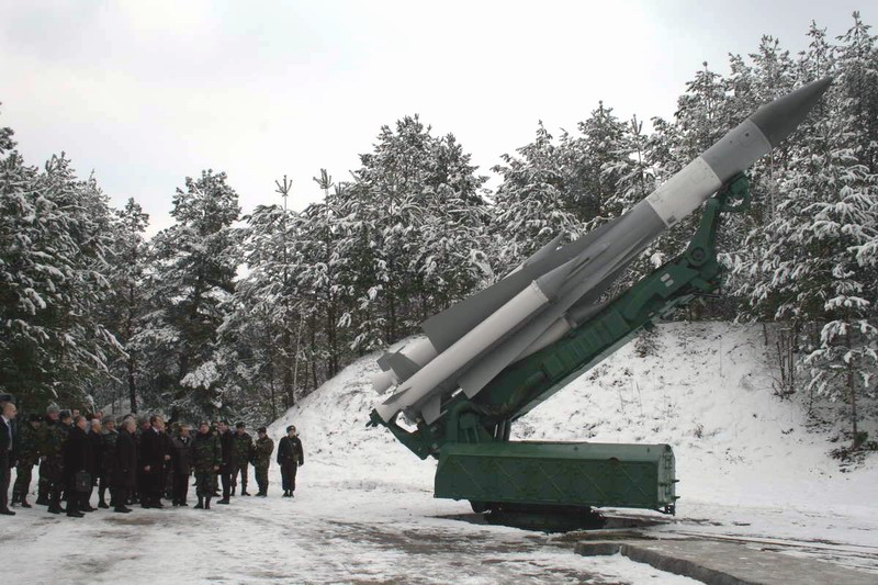 5V28 surface-to-air missile