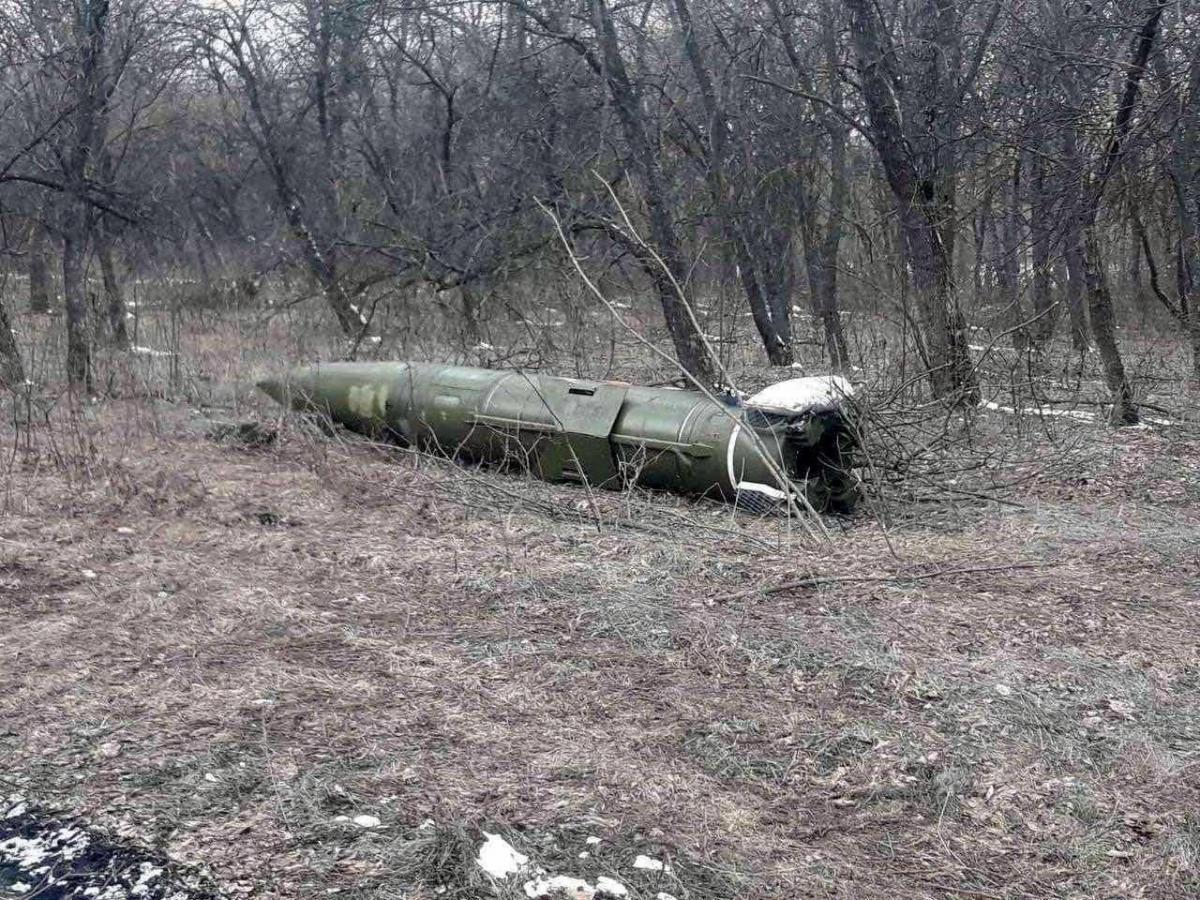 russian Iskander missile that was shot down in Ukraine, Ukraine’s Defense Intelligence Reports How Many High-Precision Missiles are Produced in russia Per Month, Defense Express