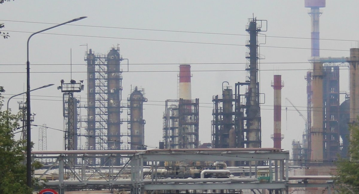 Drones Attacked Ryazan Again This Night - One of the Largest russian Oil Refineries Was Probably Hit