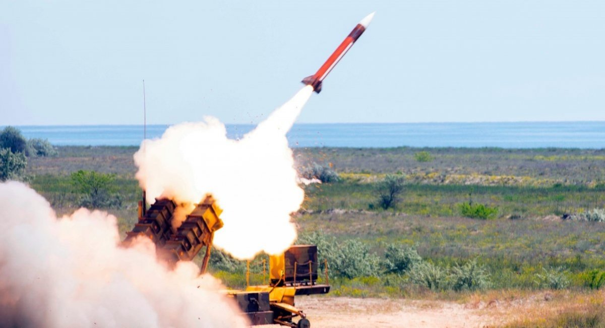 PAC-2 GEM-T launch from Patriot SAM system