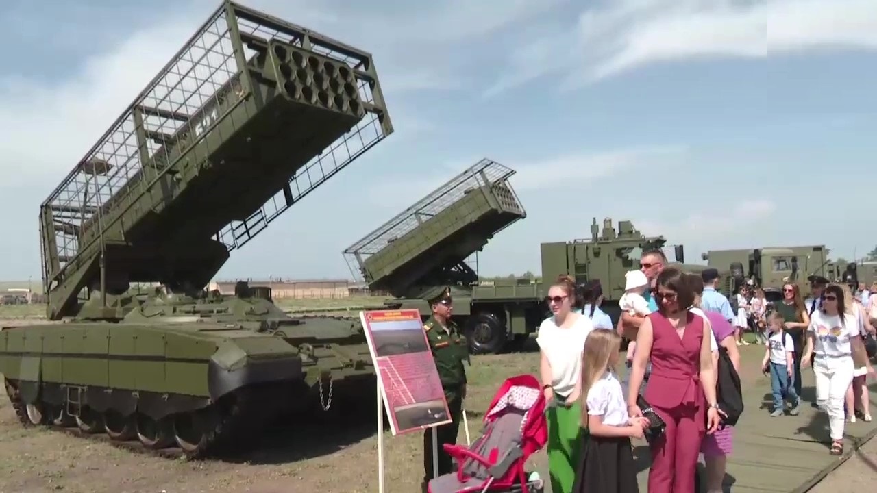 TOS-3 Dragon heavy flamethrower system Was Shown For the First Time in russia, Defense Express