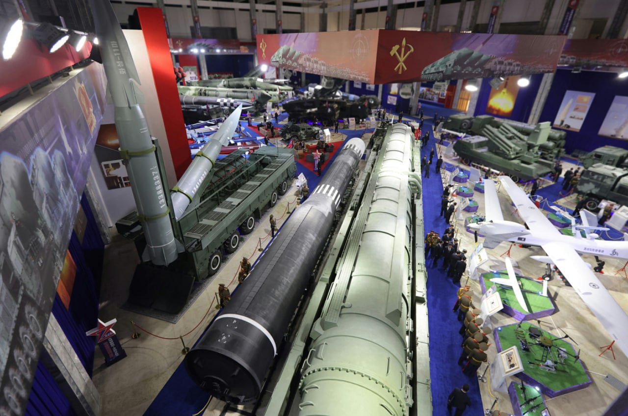 North Korea Unveils Hypersonic Missile, Possibly Compatible with Iskander Launcher, Defense Express