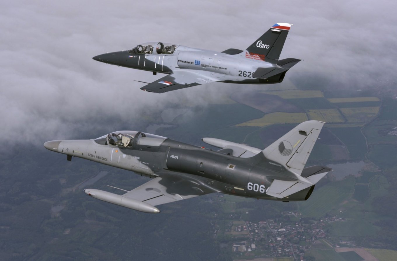 L-39NG midflight, coupled with an L-159 / Defense Express / Ukraine and Czechia Will Open an F-16 Pilot Training Center, the Question is Where They Get Trainer Jets