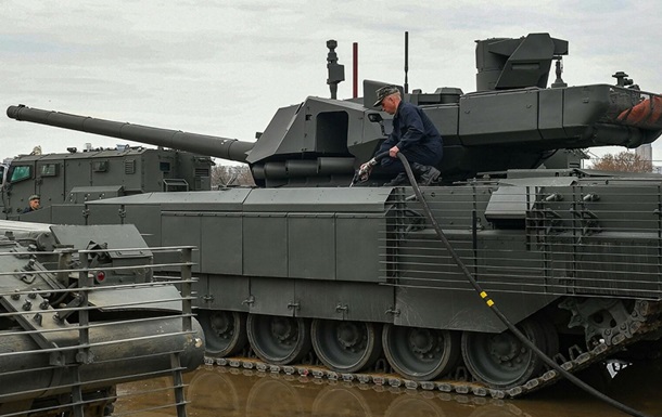 The T-14 Armata MBT Defense Express Russian Media: a New T-14 Armata MBT Is Already on the Battlefield in Ukraine