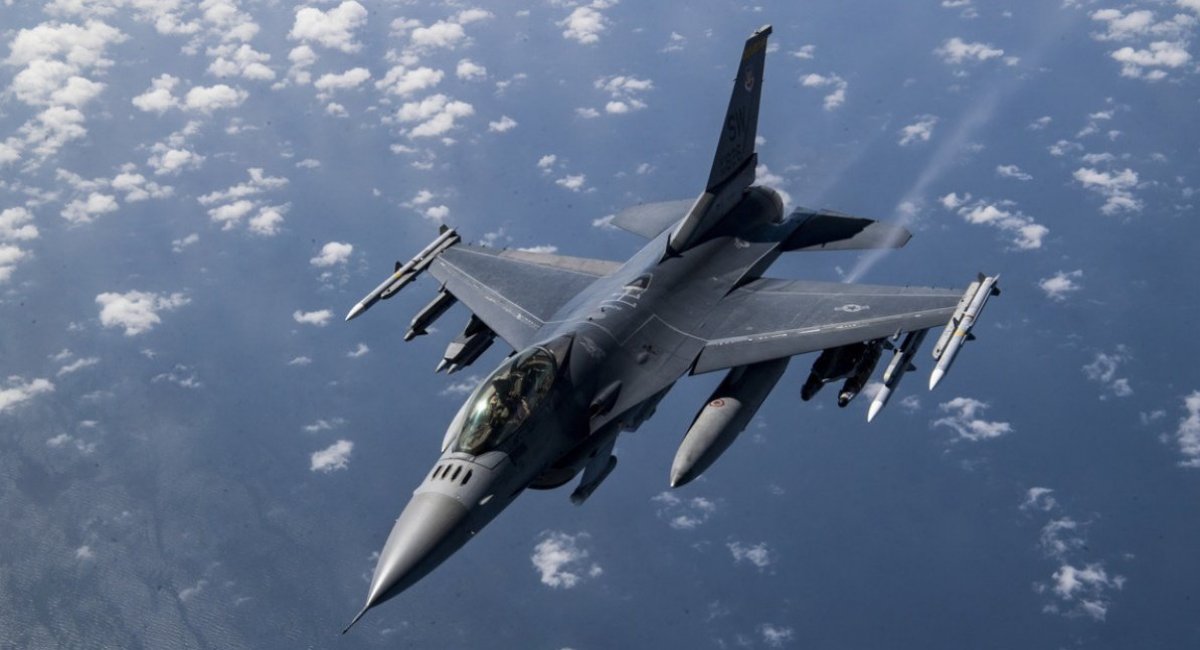 F-16 aircraft