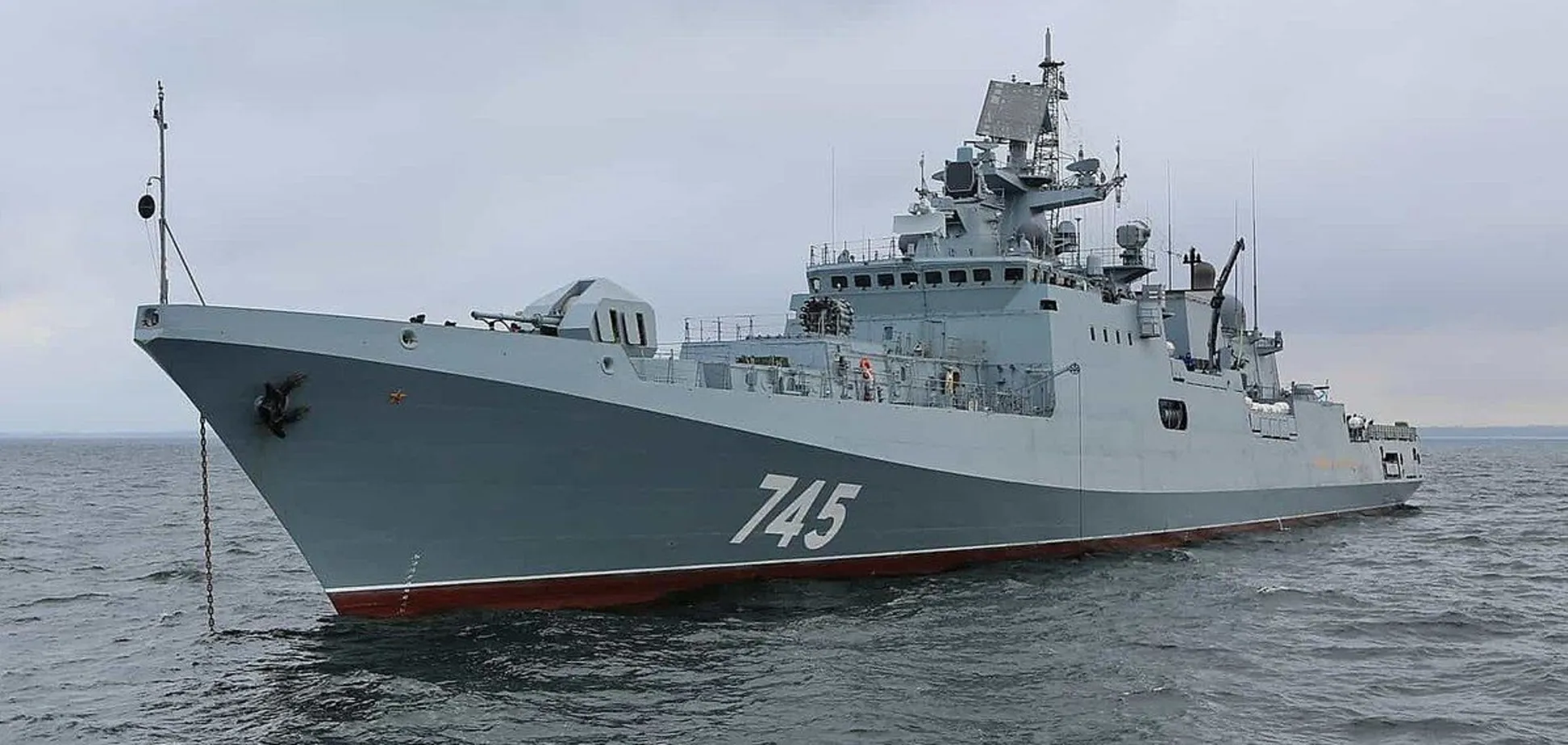 russia Leaves Syria: Ships and Weapons Evacuated from Tartus and Hmeymim, Defense Express