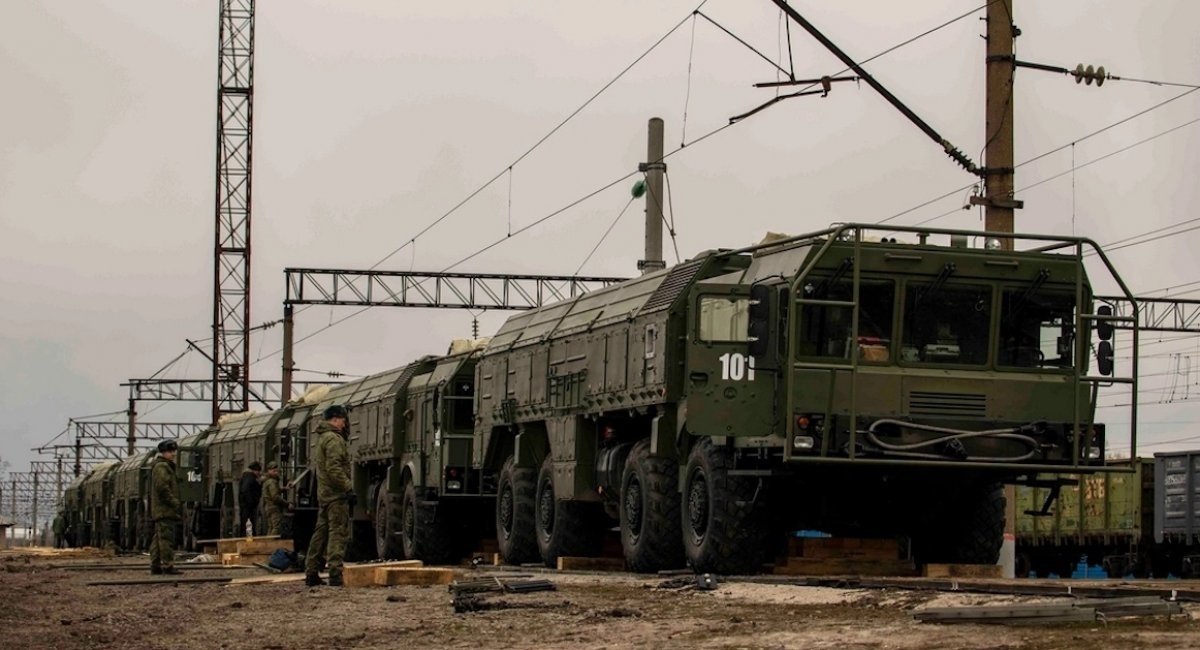 Russian Iskander (NATO: SS -26 Stone) short range ballistic missile systems in Belarus, Russia Hides Iskander Missile Systems From Bayraktar TB2 Afraiding That They Will Follow the Moskva Cruiser,Defense Express
