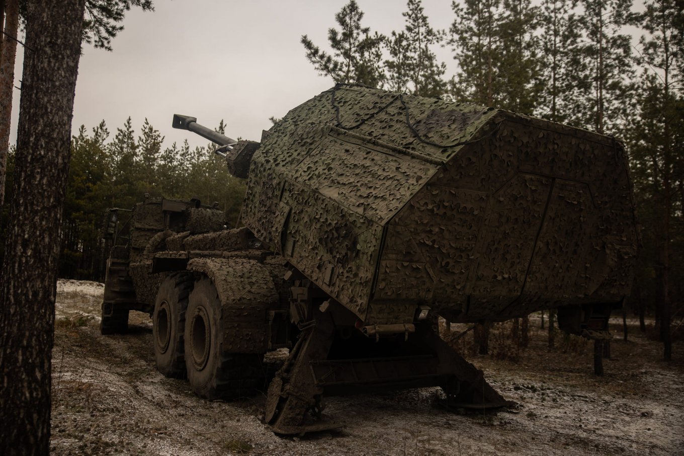 Swedish Archer Self-propelled Howitzers Work Against Occupiers in Donetsk Region, Defense Express