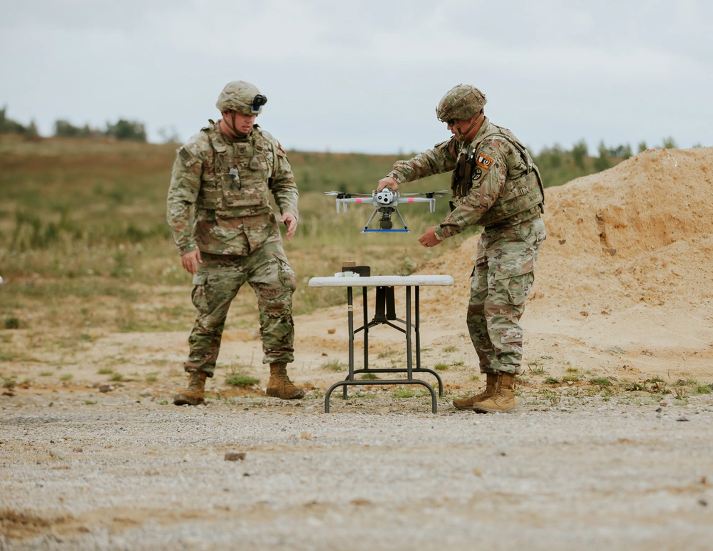 Skydio X10 Delta carrying an M67 grenade