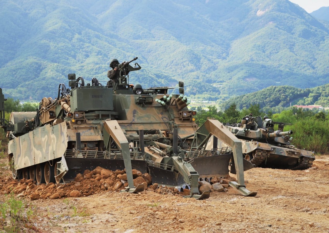 South Korea Is Weighing a Potential Weapons Transfer to Ukraine, with Arms to Be Sourced From the U.S. Via PURL Initiative, Defense Express