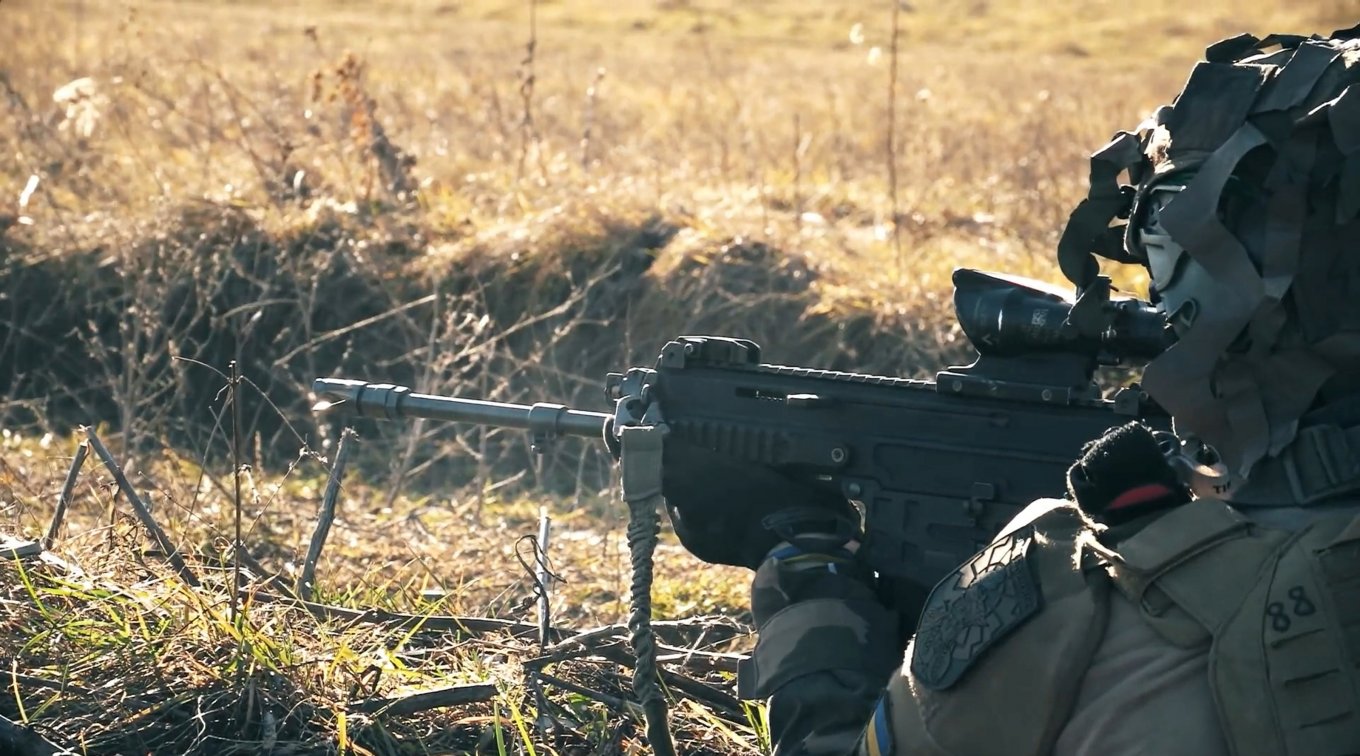 Ukrainian Veteran since 2014 Trains Foreign Legionnaires for Real War