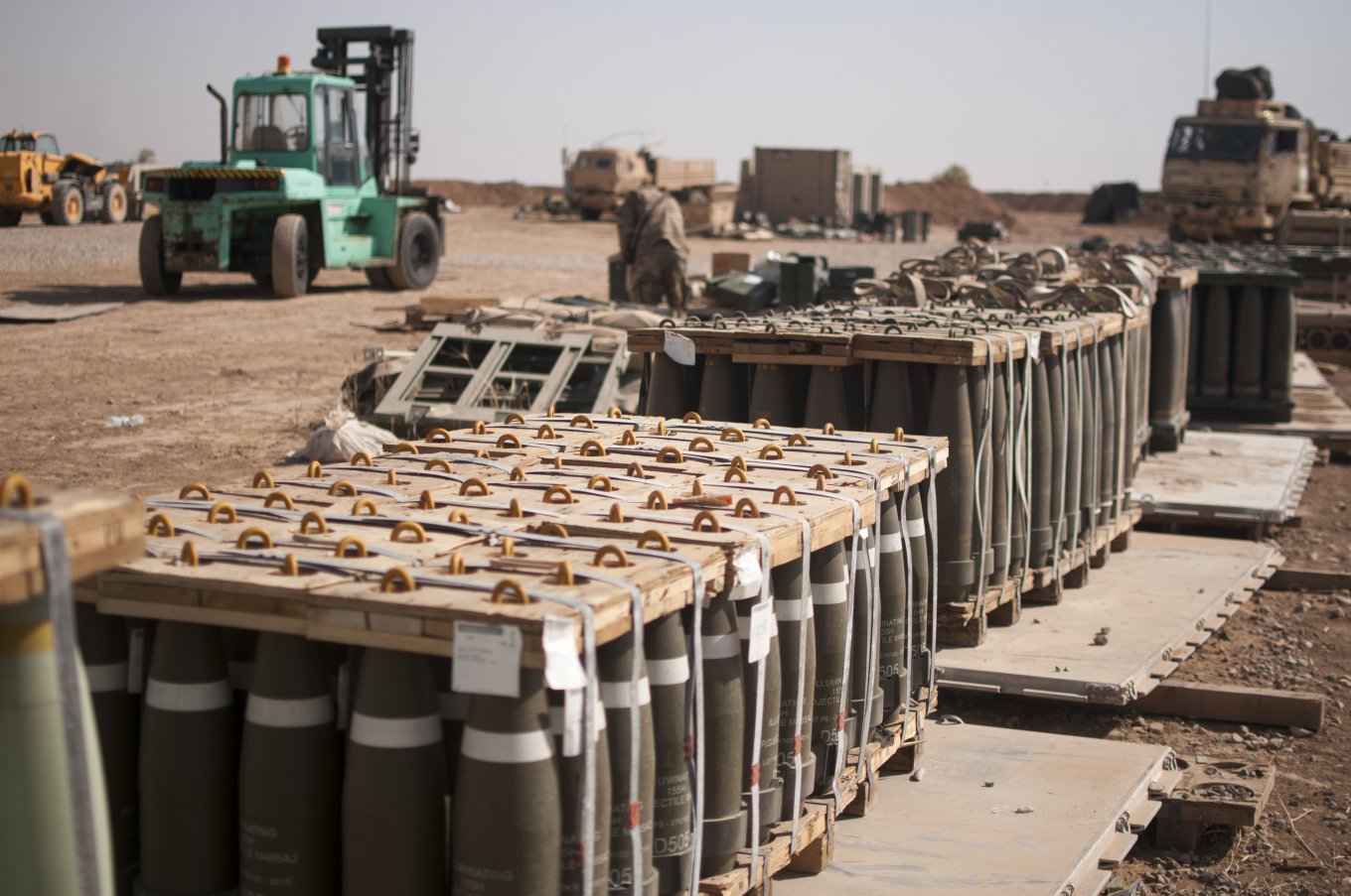 As Europe Outpaces the U.S. in Artillery Shell Production, the U.S. Taps South Korea's Hanwha to Close the Gap, Defense Express