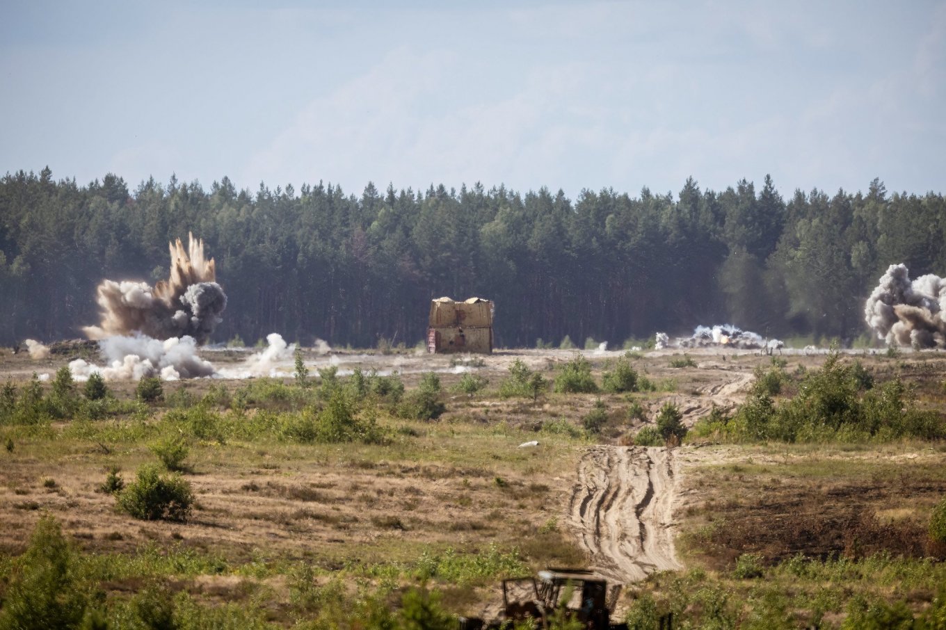 Redesigned Roads Could Decide the Fate of the Baltic Countries in Fight Against russia, Defense Express