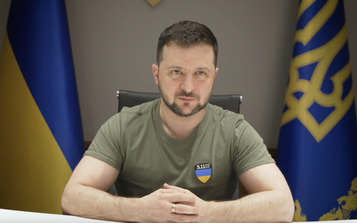 President of Ukraine Volodymyr Zelenskiy said that the military and intelligence officers had begun the operation to rescue Ukrainian troops from Mariupol, but the the work needs “delicacy and time”, Defense Express