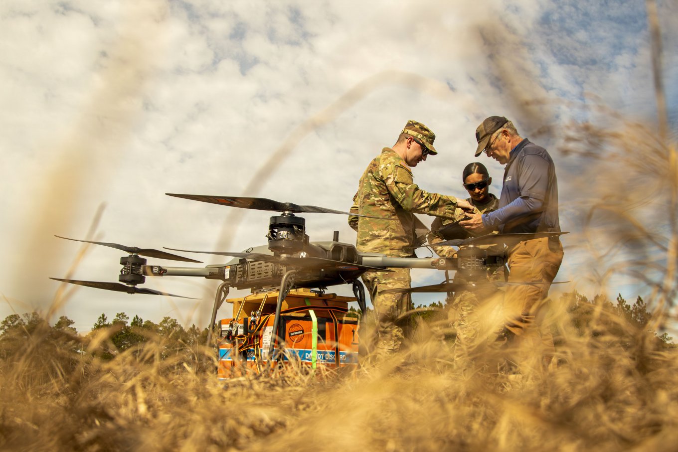 Borrowing From Ukraine, U.S. Army Trains to Shield Advancing Armor With Drone-Deployed Smoke