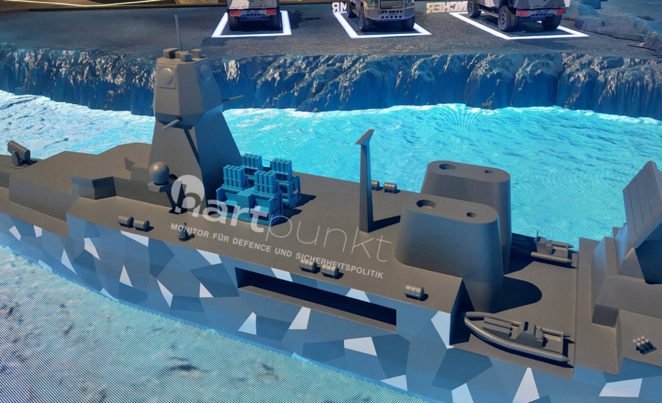 Scale model of an F125-class frigate with Iris-T SLM launchers / Photo credit: hartpunkt