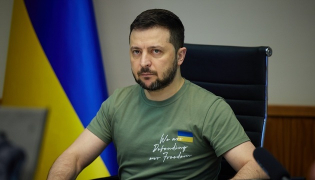 President of Ukraine Volodymyr Zelensky, Russia does not agree to any option for saving Mariupol defenders., Defense Express