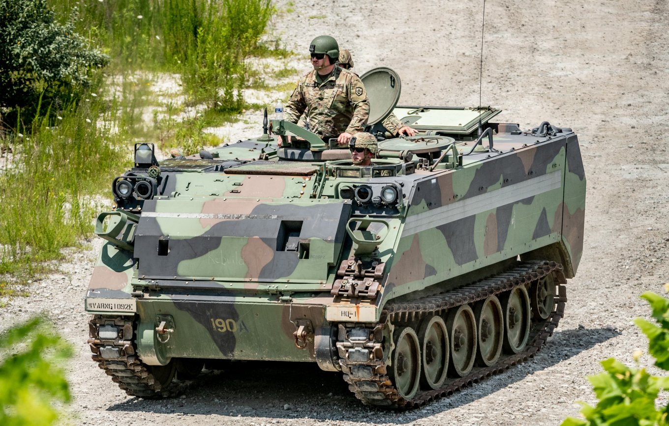Spanish Army M113, illustrative photo from open sources, Defense Express