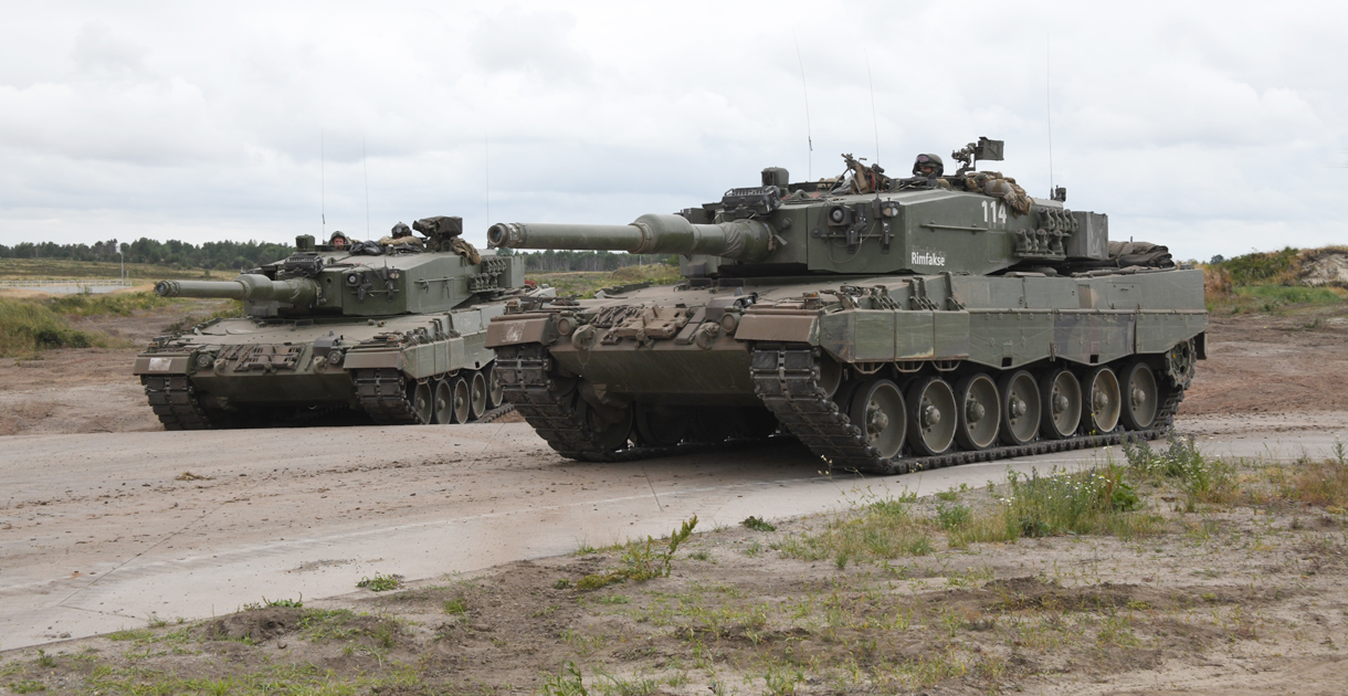 Leopard 2A4 tanks