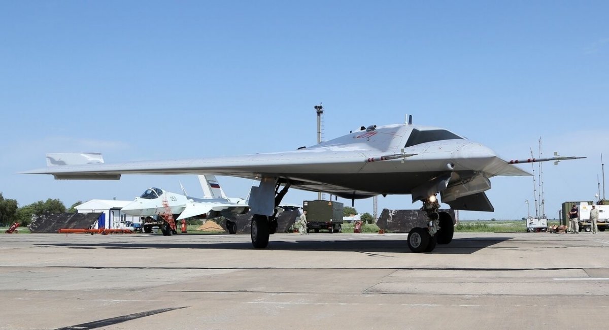 russia Says S-70 Okhotnik UCAV Could Serve as Loyal Wingman for Two-Seat Su-30SM