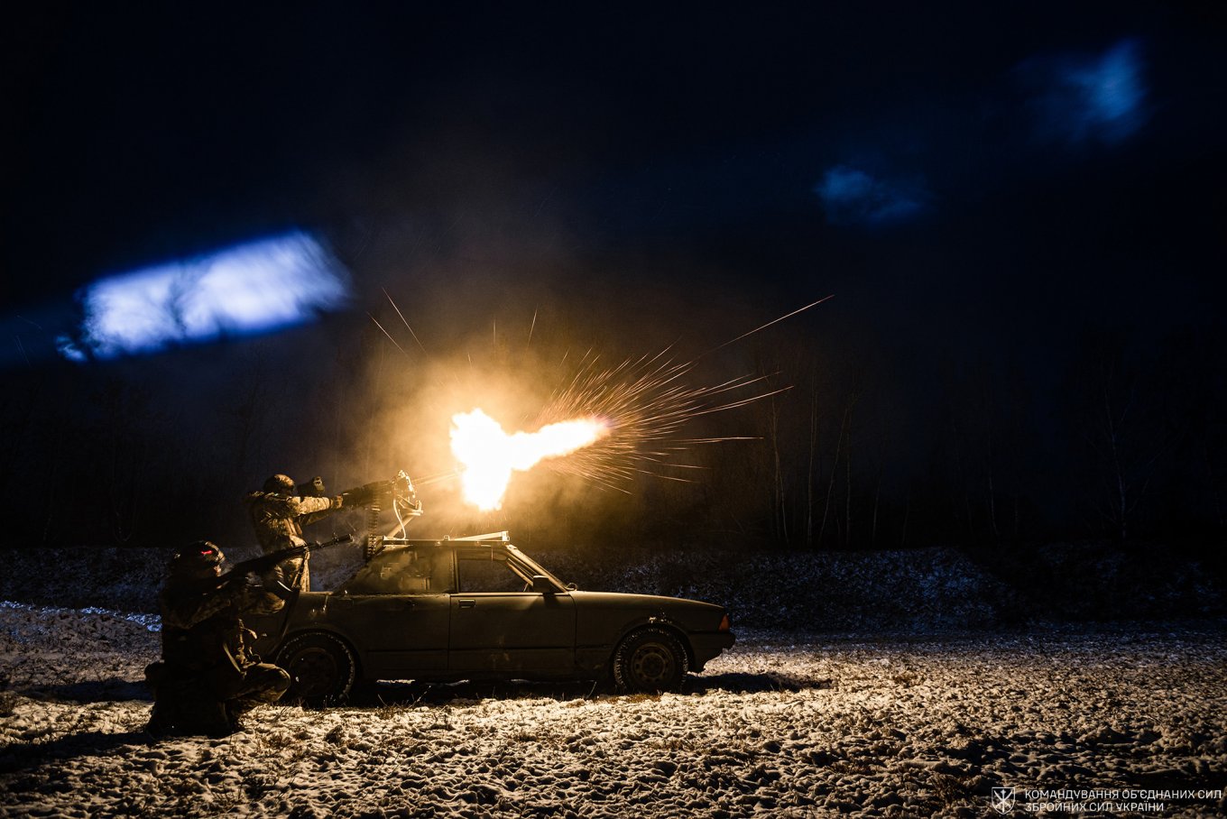 A Ukrainian mobile fire group engaging a threat during a nighttime long-range attack by russian forces / Defense Express / What Putin Seeks By Launching the Largest Air Attack on Ukraine, With 1,000 Shahed Drones and Missiles