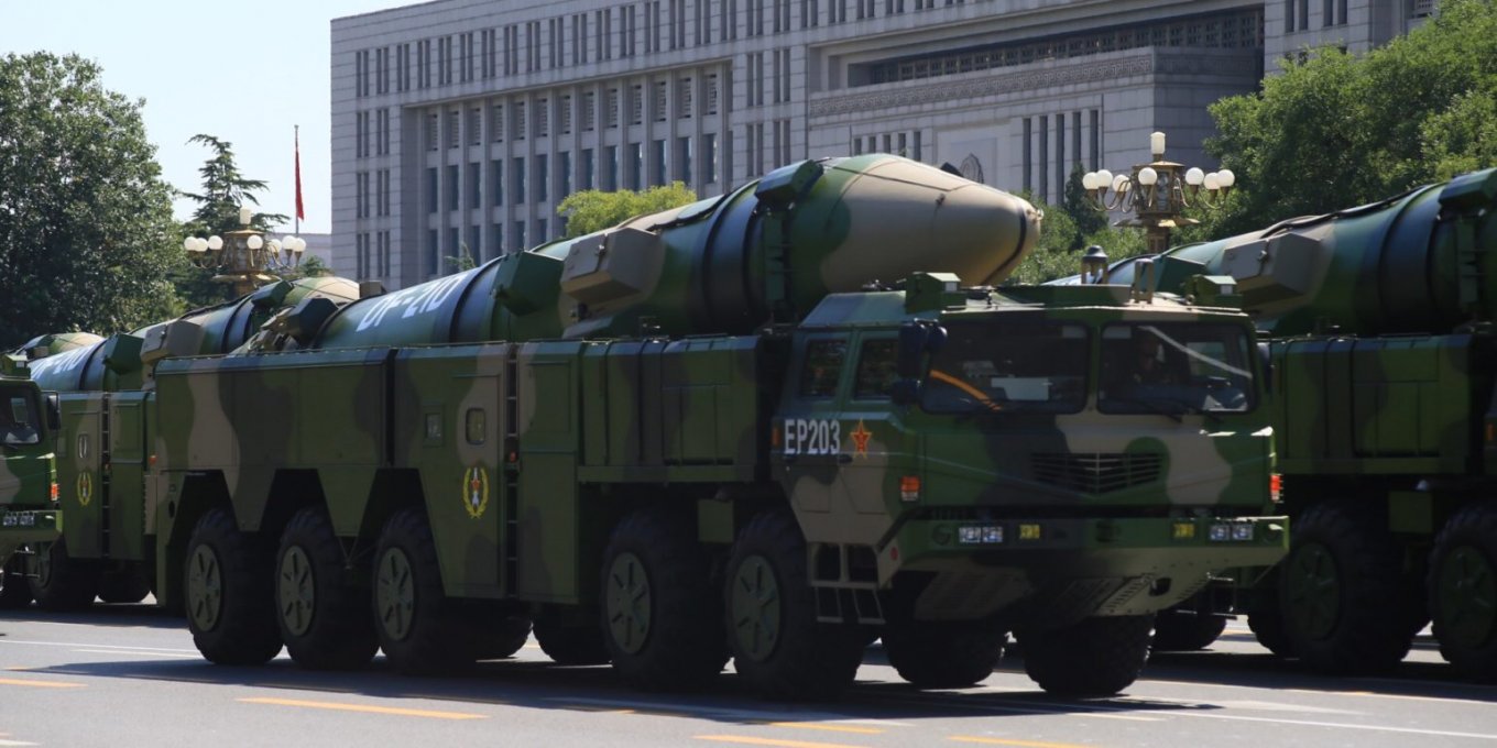 Development of New Zmeevik Missile was Frozen in russia As Well As a Row of Other Projects, Chinese DF-21D medium-range ballistic missile system, Defense Express