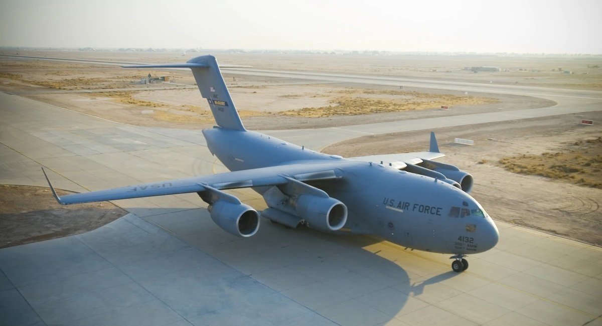 هواپیماهای حمل و نقل نظامی C-17 ایالات متحده