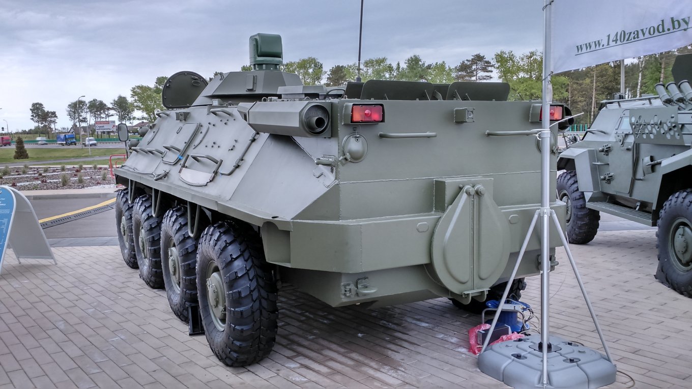 Belarusian modernized BTR-60MB3 / Defense Express / Belarus Made BTR-60MB3 Modernization With New Powertrain and Panoramic Sight — Can russia Afford It