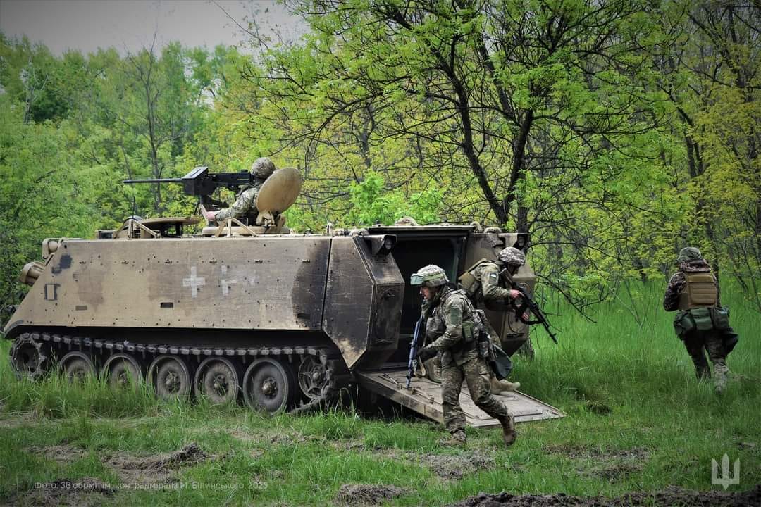 M113 in service with Ukrainian marines / Defense Express / UkrArmoTech to Unveil Secret Tracked Vehicle By End of 2025