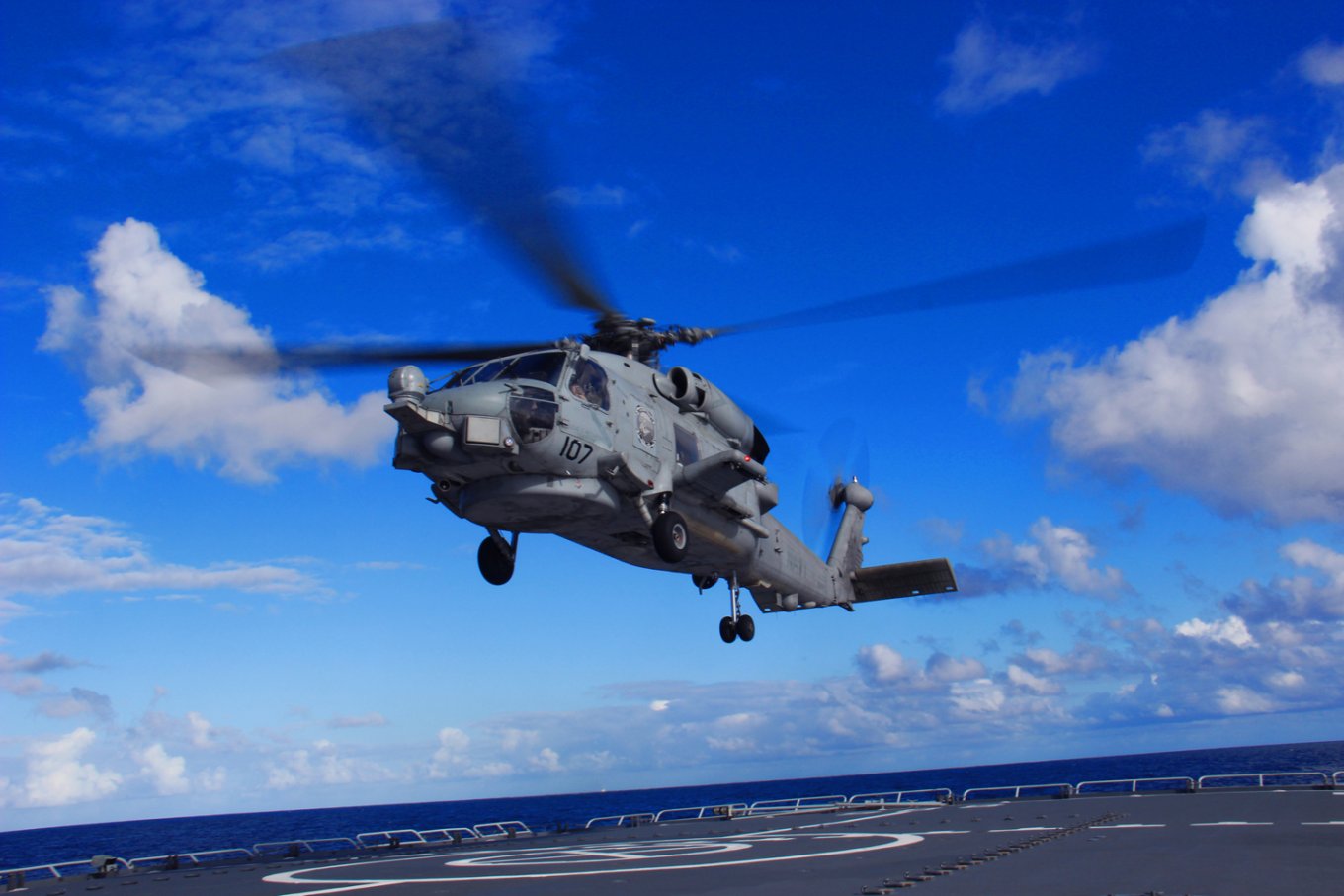 Trực thăng chống ngầm SH-60B Seahawk / Defense Express / Thời điểm Nga muốn có tên lửa tương tự IDAS cho tàu ngầm và dự án đã kết thúc như thế nào