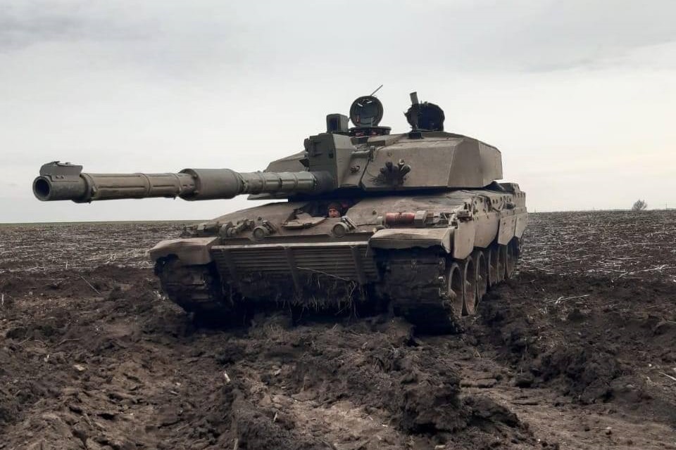 Ảnh minh họa: Challenger 2 MBT phục vụ trong lực lượng Ukraine, tháng 3/2024
