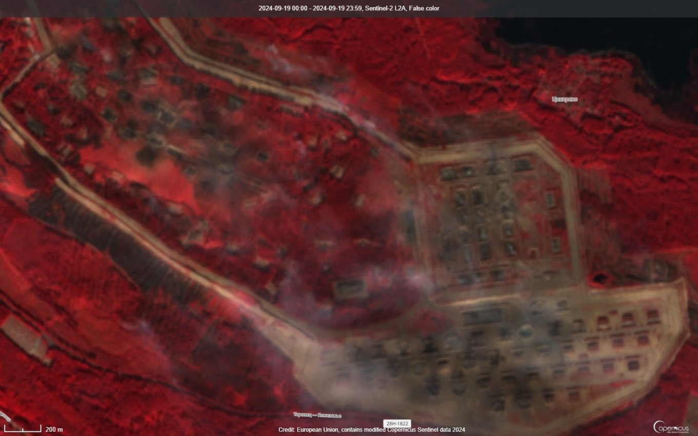 Defense Express / Craters Visible From Space: Satellite imagery Shows Decimated russian 197th Arsenal in Toropets