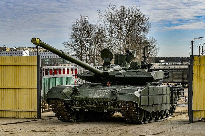 Russia’s Bizarre Reactive Armor: Barbeque Cages and Side Bags Really Help?, Defense Express, war in Ukraine, Russian-Ukrainian war