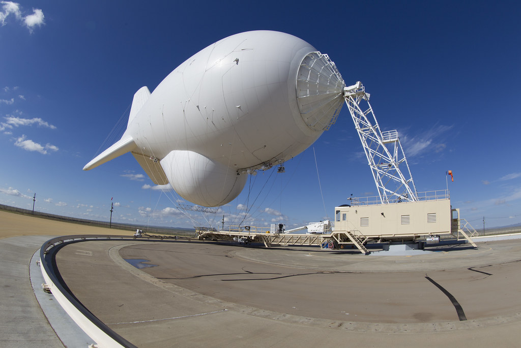 American radar surveillance aerostat TARS (Tethered Aerostat Radar Systems), Poland Will Buy AWACS Balloons From the USA to Catch Russian Missiles, Defense Express