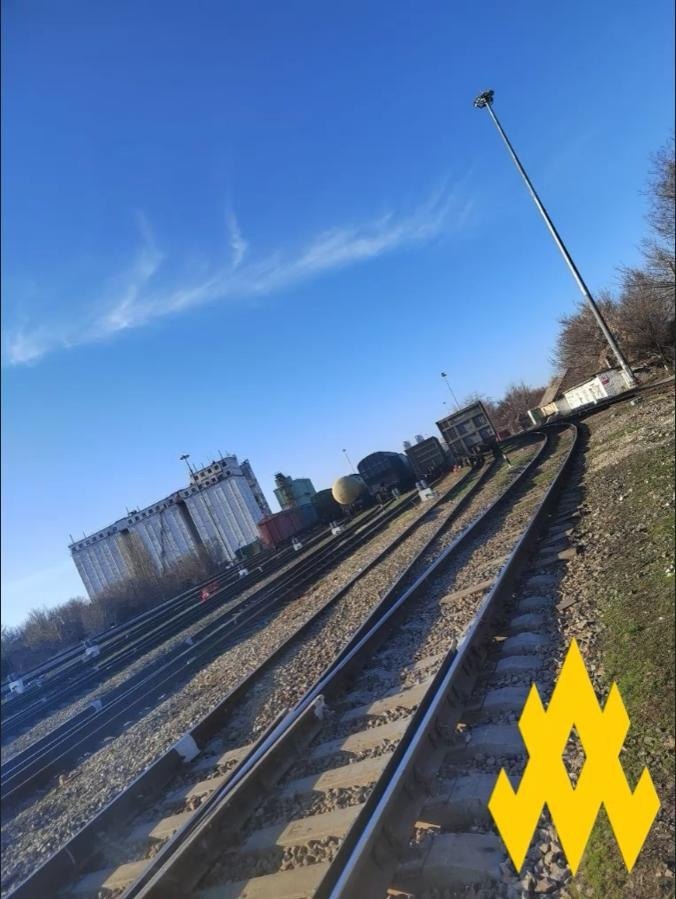 Ukrainian Partisans Scout Key Railway Hub in Volgograd Region Supplying russian Forces, Defense Express