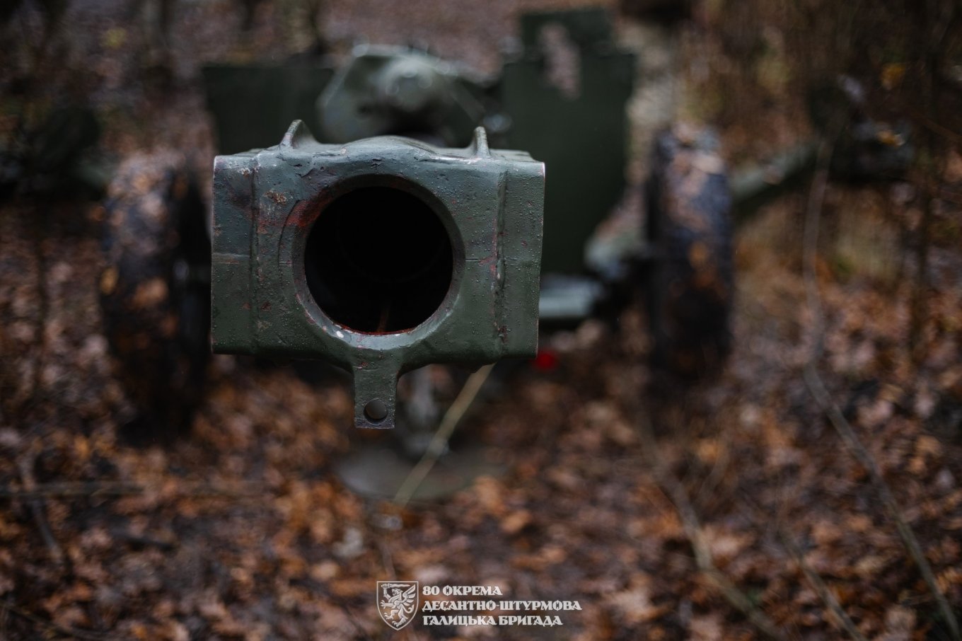 Soviet-made Nona-K Gun-Mortar Used by Ukrainian Artillerymen Demonstrates Phenomenal Accuracy, The 120 mm 2B16 NONA-K gun-howitzer-mortar towed system