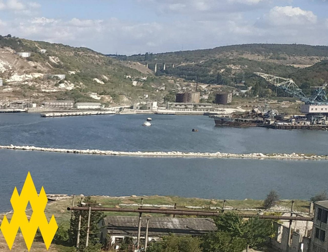 Ukrainian Partisans Conduct Reconnaissance in Temporarily Occupied Sevastopol's bays — a Key russian Logistics Hub, Defense Express