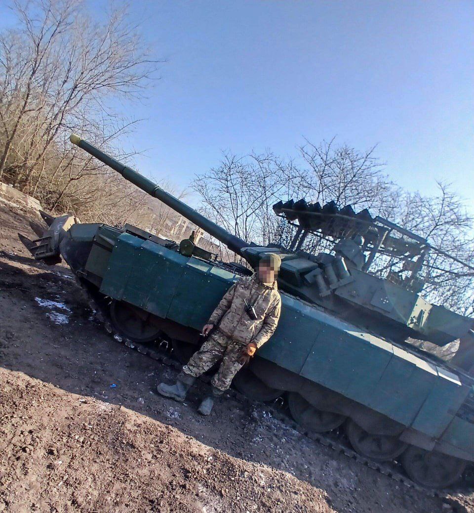 russia Claims FPV-Resistant T-72B3A Tanks With Arena-M Active Protection Are Heading to the Front