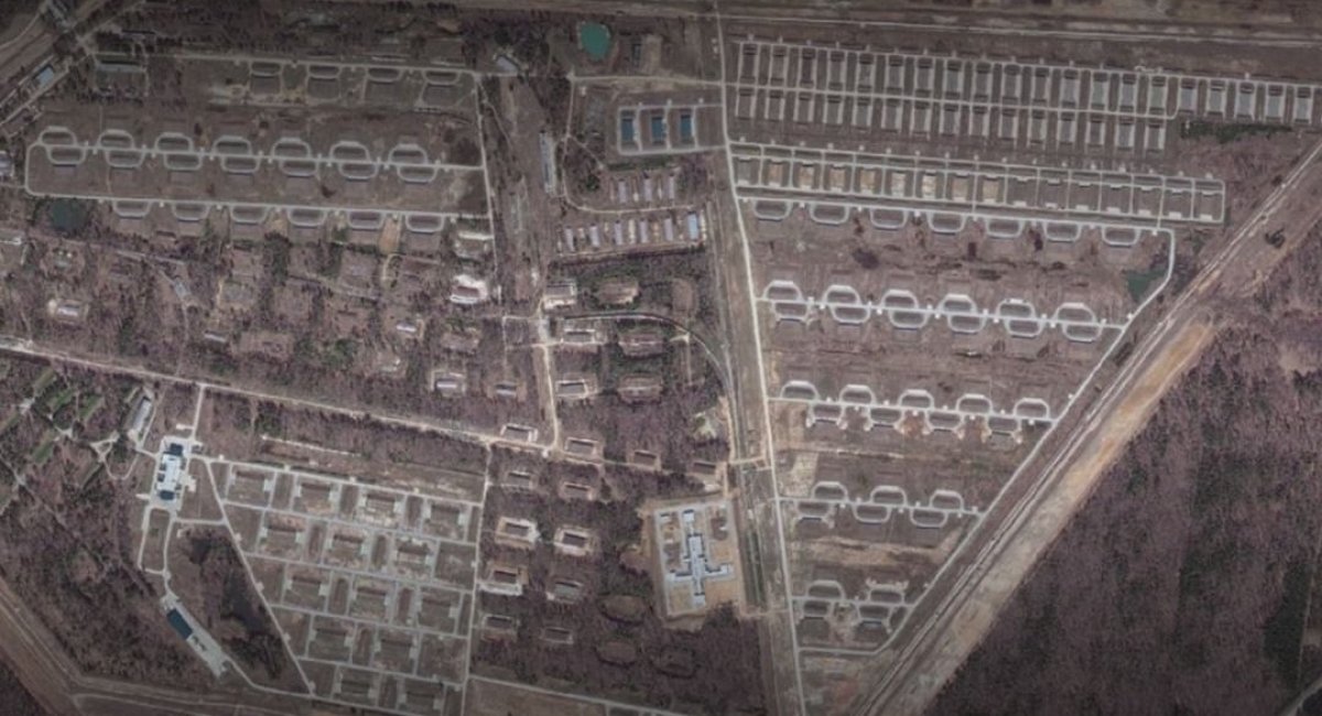 Ukraine's General Staff confirmed successful attacks on key russian military-industrial facilities involved in explosives and guided bomb production Defense Express Captured russian Giatsint-S Turns Against Moscow Near Chasiv Yar (Video)