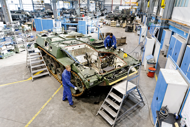 Puma IFV production workshop at Rheinmetall, Germany / Defense Express / russia's Perspective on Western Defense Production and Conclusions