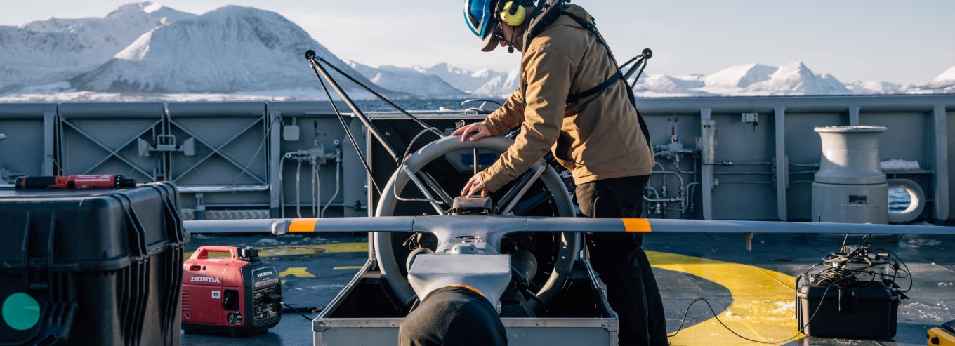 Tested in Ukraine V-BAT Drone Could Monitor russia's Arctic Activity in Extreme Cold, Defense Express