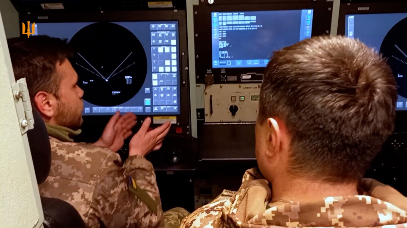 Rare footage was made inside the command post of Patriot PAC 3 SAM systemRare footage was made inside the command post of Patriot PAC 3 SAM system, The Second Division of the Patriot SAM System Entered Combat Duty in Ukraine, Defense Express