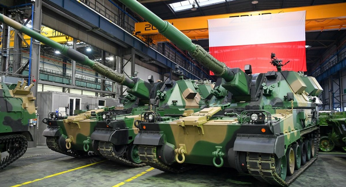 Poland Compares AHS Krab Output to Ukraine's Bohdana Howitzer and Admits a Production Gap